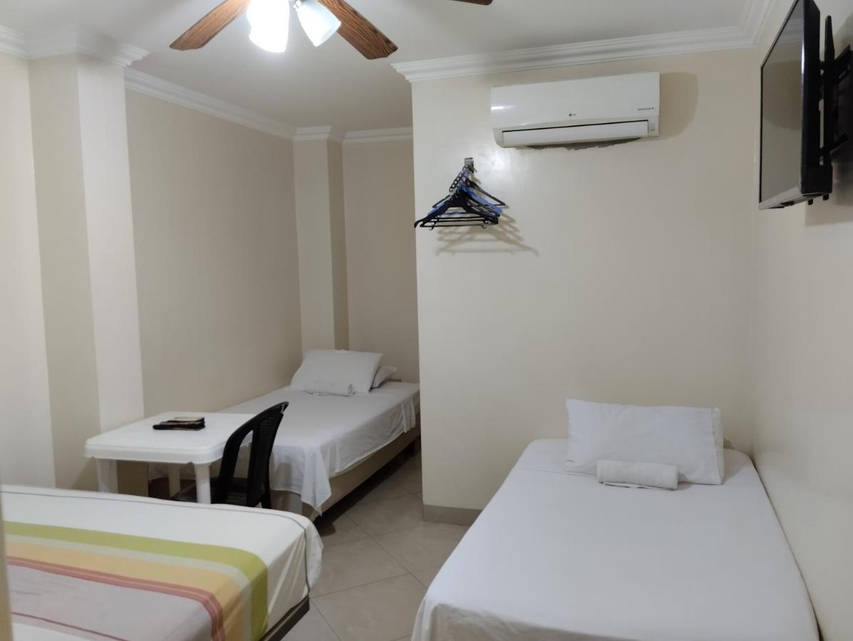 Hotel Jeshua Simmonds Guayaquil Exterior foto