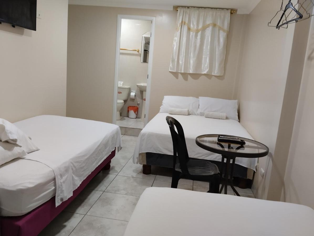 Hotel Jeshua Simmonds Guayaquil Exterior foto